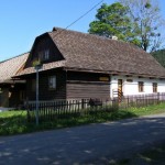 pamatnik-bratri-strnadlu-a-jana-knebla-1